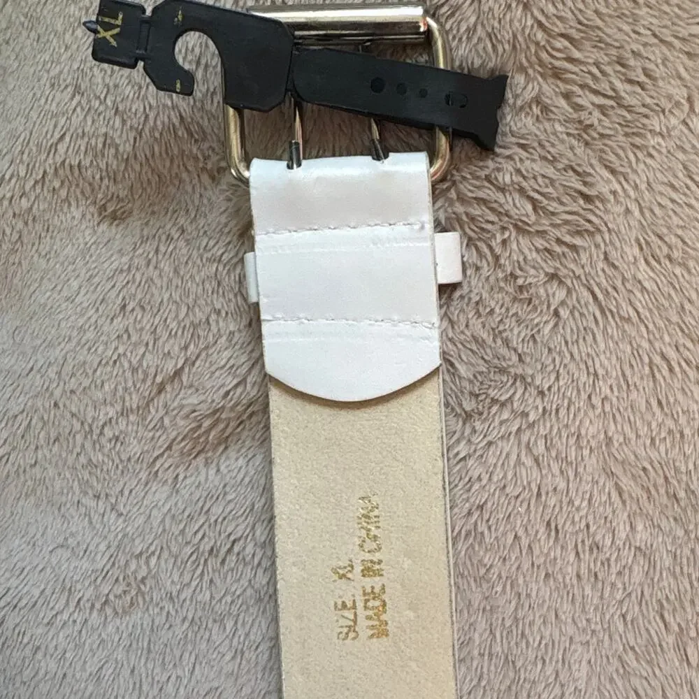 White Pyramid Studded Belt with Roses Size XL NWT
